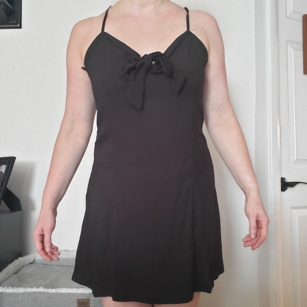 NWT Forever 21 Black Front Tie Bow